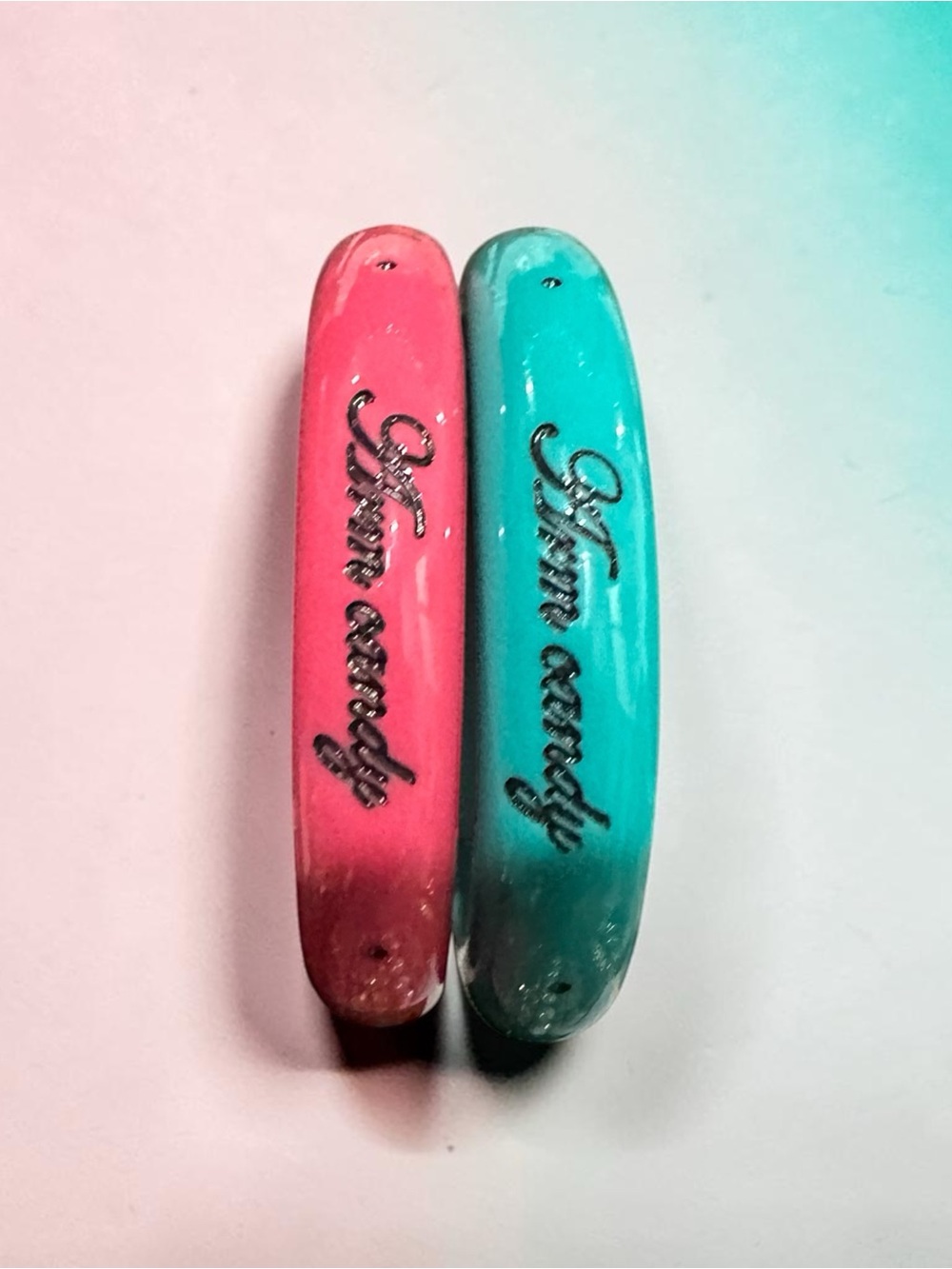 Ted Baker London Resin Bangle Bracelet Set Pink Teal Gold Script Logo Stack - Picture 2 of 7